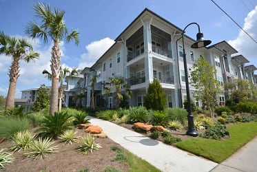Venue Emerald Coast Apartments - Destin, FL