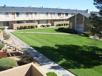 Hesperia Regency Apartments - Hesperia, CA