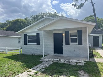 4851 20th St - Zephyrhills, FL