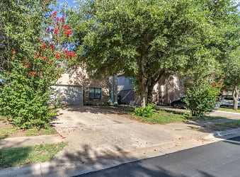 2511 Stapleford Dr - Cedar Park, TX