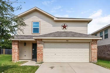 5848 Parkview Hills Ln - Fort Worth, TX