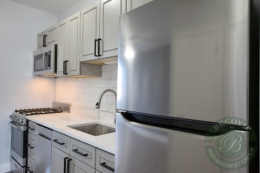 5860 N Kenmore Ave unit 503 - Chicago, IL
