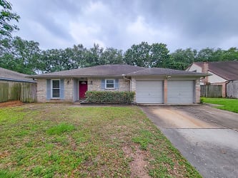 15923 Bluffdale Dr - Houston, TX