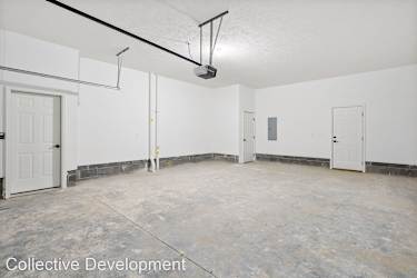 20856 T Plaza - Elkhorn, NE