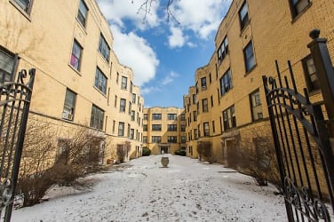 3817 N Greenview Ave unit W4 - Chicago, IL