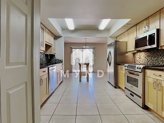 11011 N 92Nd St Unit 1018 - undefined, undefined