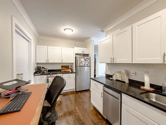 3356 N Halsted St unit NA9 - Chicago, IL
