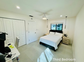 Third Bedroom 1.jpg