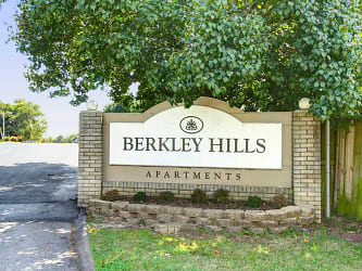 Berkley Hills Apartments - Madison, TN