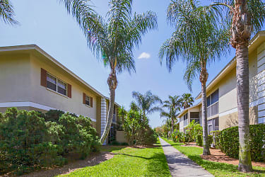 Country Gardens Apartments - Palm Bay, FL