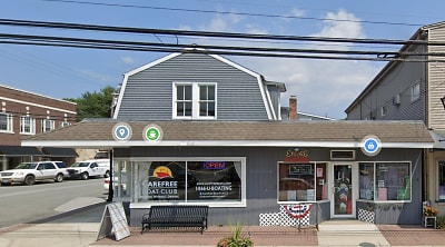 9 Post Office Square - Clinton, CT