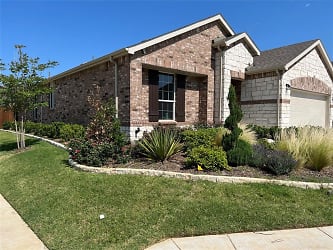 8156 Branch Hollow Trail - Fort Worth, TX