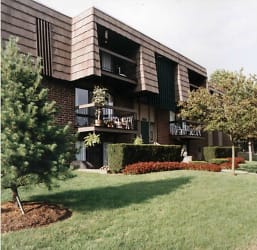 Village In The Park Apartments - Westlake, OH
