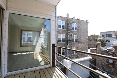 933 S Western Ave unit 2 - Chicago, IL