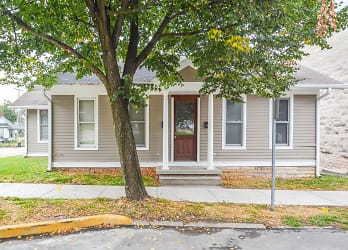536 N Lincoln St unit 2 - Bloomington, IN
