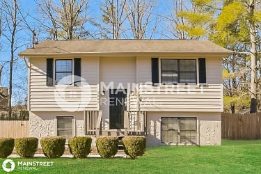 5805 Whisper Wood Rd - Knoxville, TN