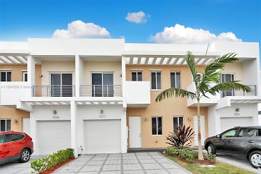 10270 NW 72nd Terrace - Doral, FL