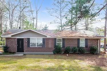 2410 Ozark Trail SW - Atlanta, GA