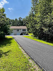 long driveway .jpg