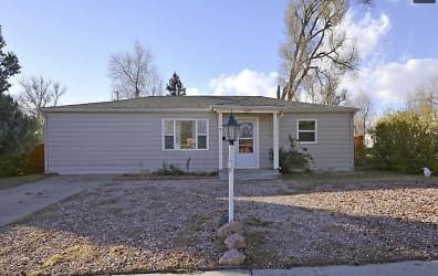1007 34th Ave - Greeley, CO