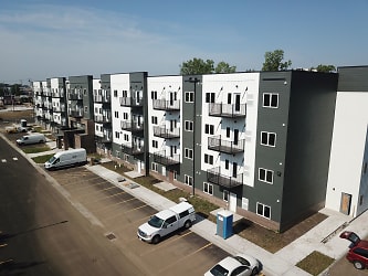 Boulevard Apartments & Townhomes - undefined, undefined