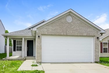 8532 Sweet Birch Dr - Indianapolis, IN