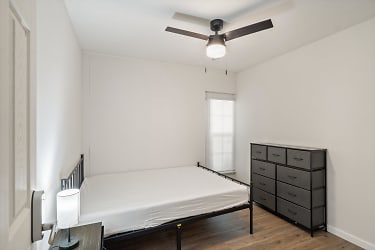 Room For Rent - White Settlement, TX