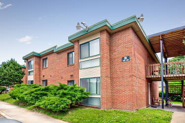 Town And Campus Apartments - Springfield, MO
