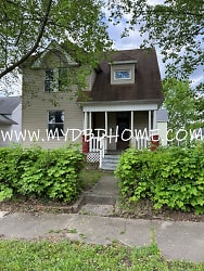 825 W 4th St - undefined, undefined