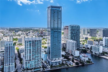 700 NE 26th Terrace #1706 - Miami, FL