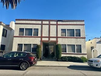 34 Granada Ave unit 7 - Long Beach, CA