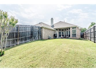 5708 Bedford Ln - The Colony, TX
