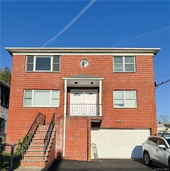 1472 Nepperhan Ave - Yonkers, NY