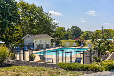 The Villages At Peachers Mill Apartments - Clarksville, TN