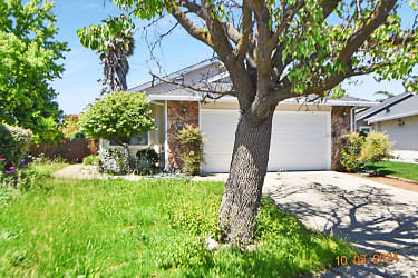 271 Azores Ct - Bay Point, CA