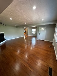 4121 Whistlers Way - Knoxville, TN
