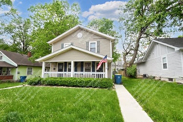 6172 Winthrop Ave - Indianapolis, IN