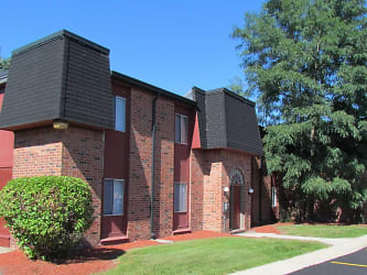 Kennedy Crossing Apartments - Hammond, IN