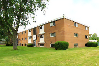 425 Southern Blvd NW unit 111 501-303 - Warren, OH