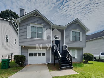 3708 Oakwood Manor - Decatur, GA