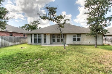1508 Bluefield Ct - College Station, TX