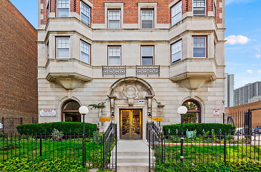 6151 N Winthrop Apartments - Chicago, IL