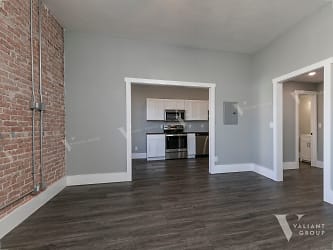 806 South Ave unit 1 - Springfield, MO
