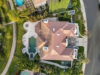 3724 Winford Dr - Los Angeles, CA