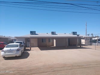 410 E Peppertree Ave unit 2 - Apache Junction, AZ