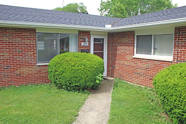 805 E Trotwood Blvd - Trotwood, OH