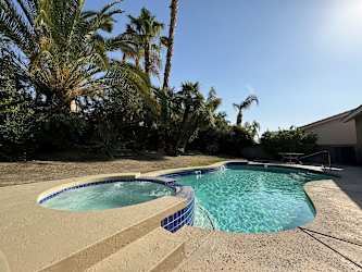 79140 Diane Dr - La Quinta, CA