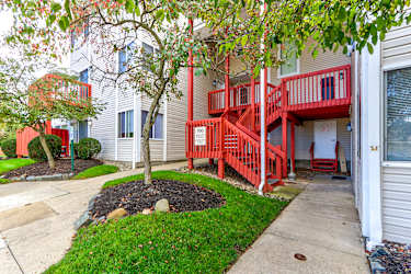 Ellet Park Gardens Apartments - Akron, OH