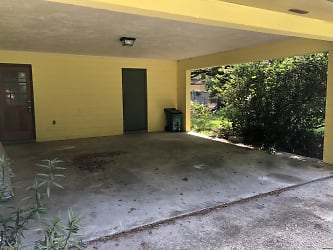1601 NW 39th Terrace unit 1 - Gainesville, FL