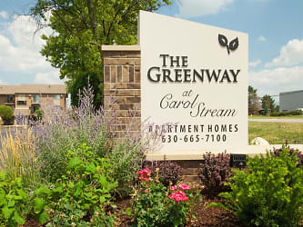 Greenway At Carol Stream Apartments - Carol Stream, IL